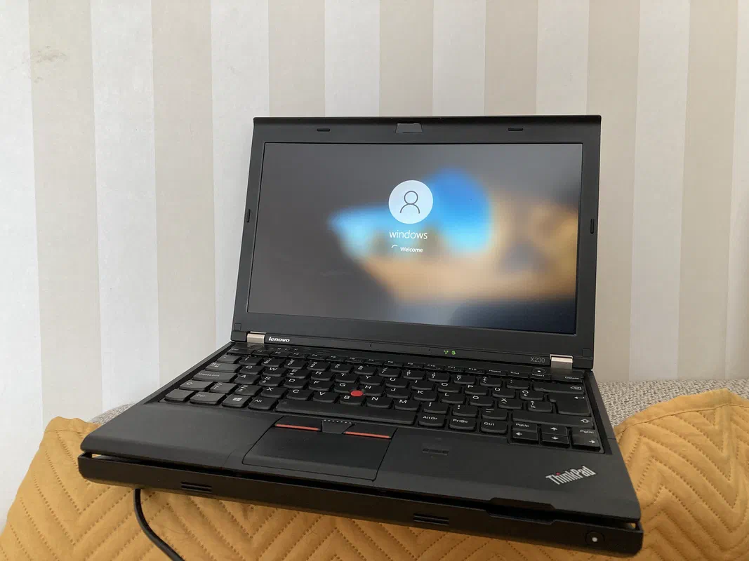 Windows 10 also works.